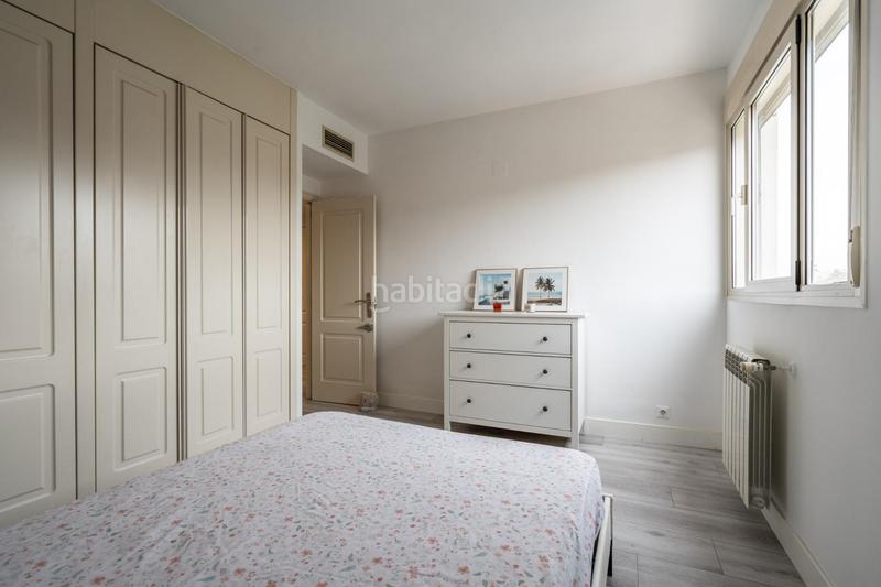 Foto 6a3e14f9-c7cb-4c6a-ab6e-4eca15b122cb. Attico con riscaldamento parcheggio piscina in Arroyo de la Vega La Moraleja