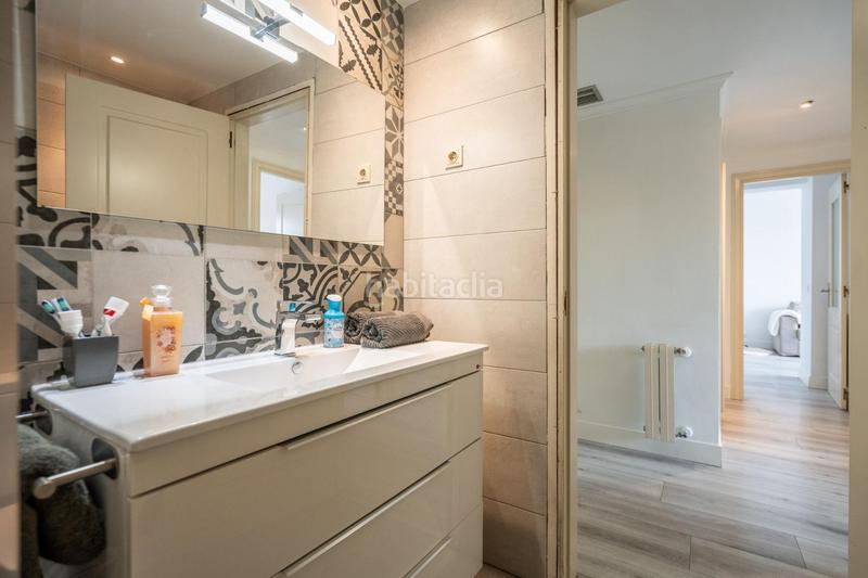 Foto 94a6147a-d411-4bb4-a887-673f51e4c1c4. Attico con riscaldamento parcheggio piscina in Arroyo de la Vega La Moraleja