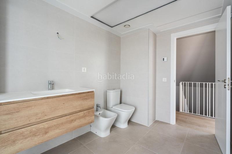 Foto 3bcd0e01-2586-4873-8dd7-30ce720e7f11. Casa adossada amb calefacció aparcament piscina a Rozas de Madrid (Las)