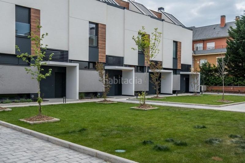 Foto a1651242-684d-42e0-ba9b-5b51f5c1bb32. Casa adossada amb calefacció aparcament piscina a Rozas de Madrid (Las)