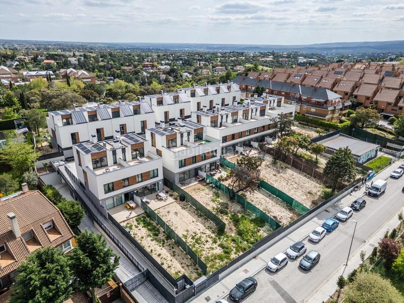 Foto e8db4d12-7c89-4832-b7b5-2738677db3c5. Casa adossada amb calefacció aparcament piscina a Rozas de Madrid (Las)