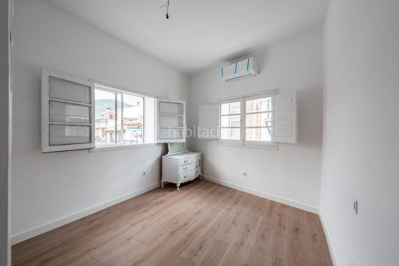 Foto 19789fe4-38ae-459a-8a61-02ad0f0abc3b. Lloguer casa aparellada amb calefacció a Tiemblo (El)