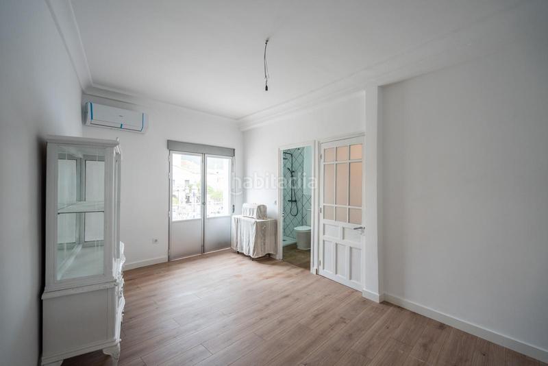 Foto 19eb10c2-20bf-46f0-8a4f-e4cda4b51014. Lloguer casa aparellada amb calefacció a Tiemblo (El)