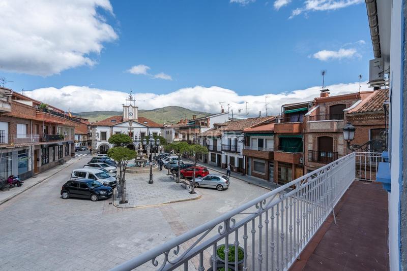 Foto 2c7038c0-312c-4aa9-8de4-e3a72c1e1ec0. Lloguer casa aparellada amb calefacció a Tiemblo (El)