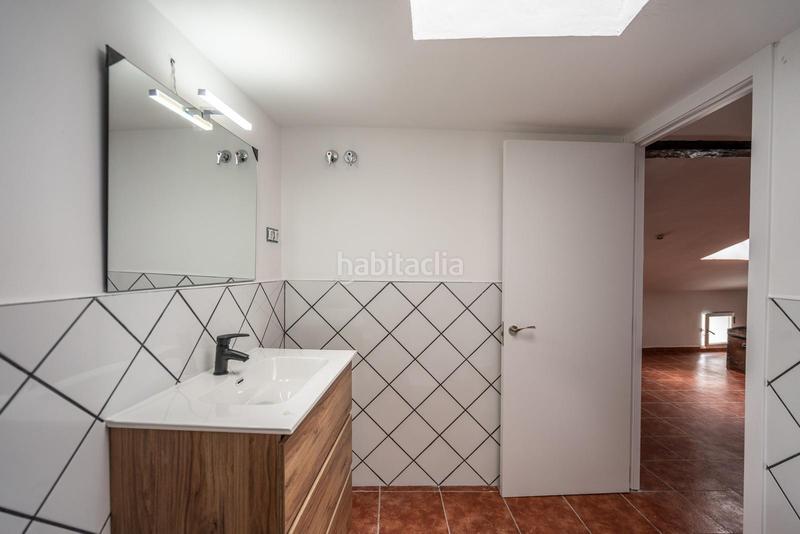 Foto d28d347e-78d9-45b1-aba7-02cc2fe36751. Lloguer casa aparellada amb calefacció a Tiemblo (El)