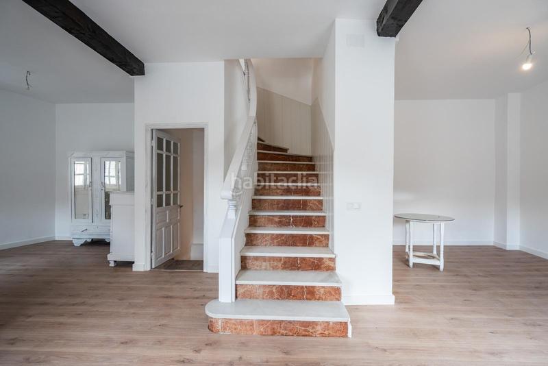 Foto db1ad652-81b1-4a07-b788-7858ad1ece4d. Lloguer casa aparellada amb calefacció a Tiemblo (El)