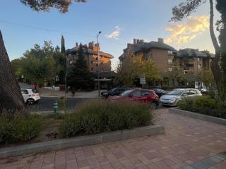 Aparcament cotxe  Avenida de europa. Plaza de garaje amplia en venta . av. europa.  pozuelo de alarcó