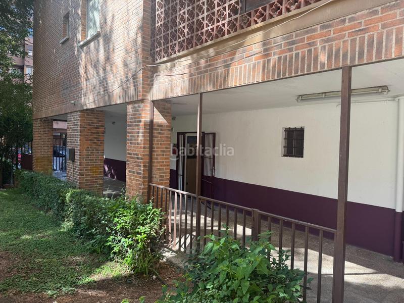 Foto 40ddc3d3-4725-4a09-9dbc-7dccff9eb3bf. Local comercial en Palomeras Bajas Madrid