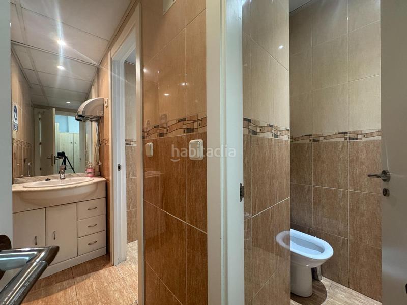 Foto b4320998-de26-48d9-8079-c050e10bb163. Local comercial en Palomeras Bajas Madrid