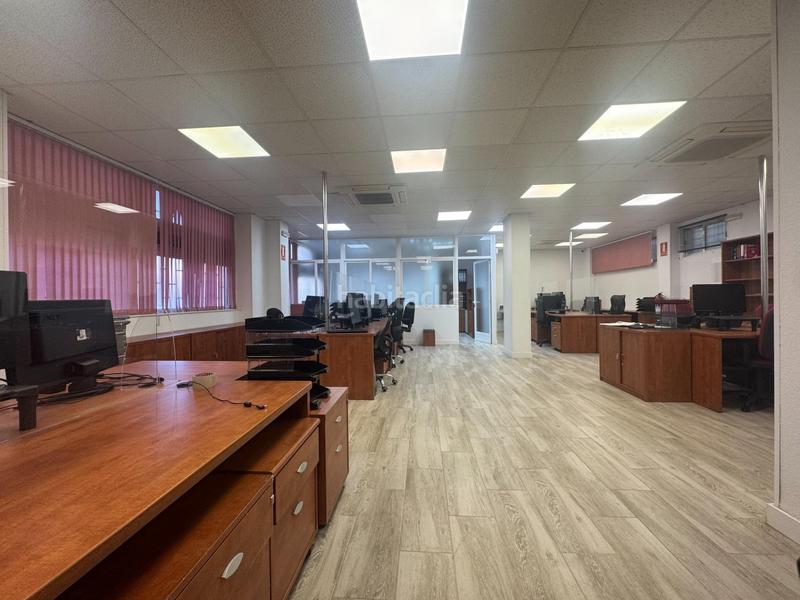 Foto fff258c4-1d55-4dff-88aa-28b1dc0c3770. Local comercial en Palomeras Bajas Madrid