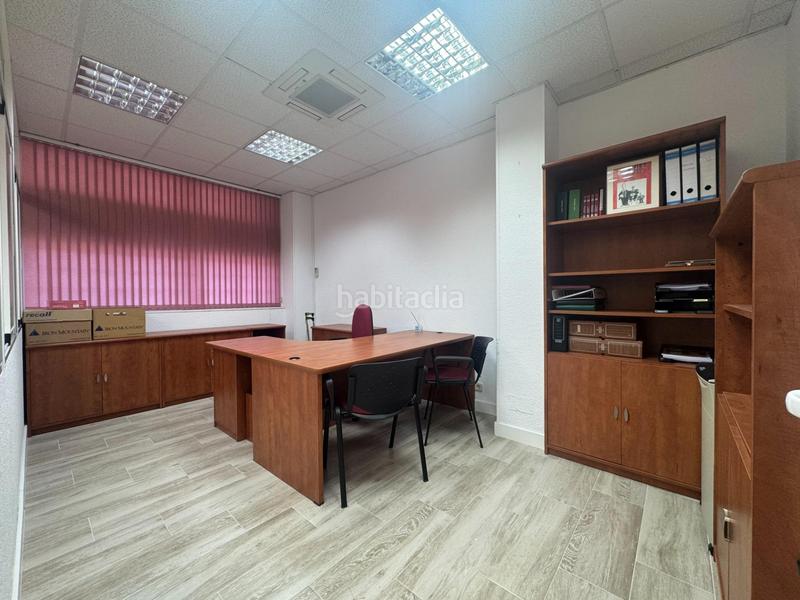 Foto 48bea16e-6fb4-4833-81e3-11940cabcdec. Local commercial dans Palomeras Bajas Madrid