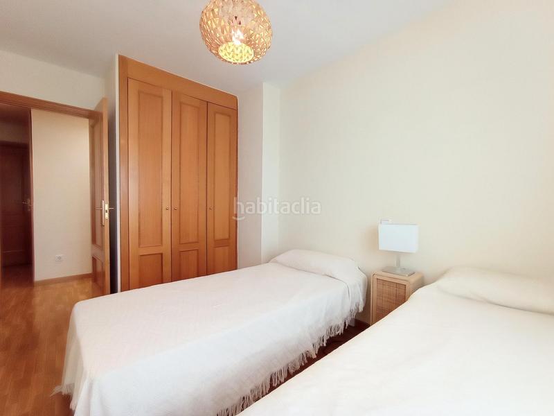 Foto 4270ebd6-6a94-4165-a89b-d6193bc5318e. Attico con riscaldamento parcheggio piscina in Las Tablas Madrid