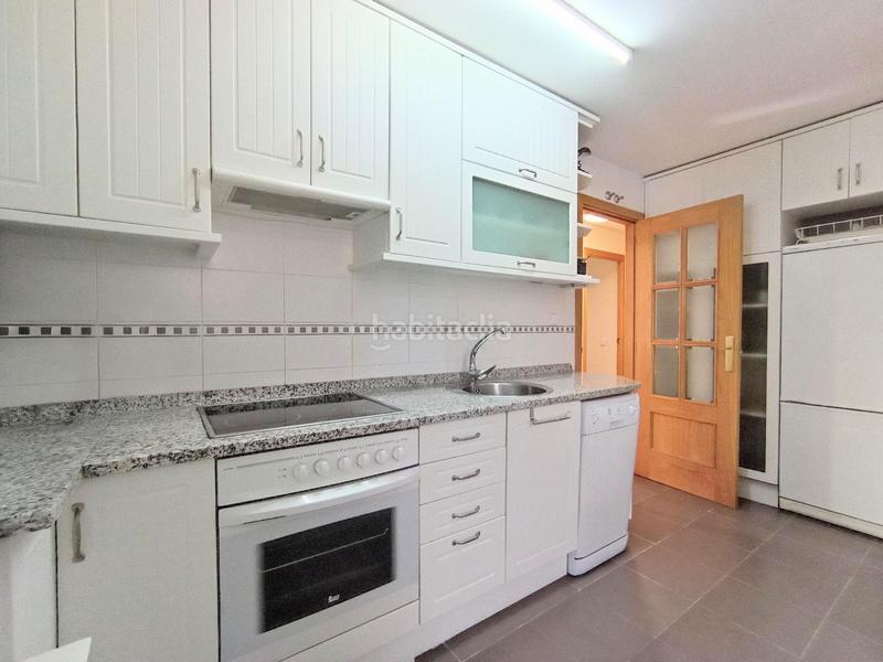 Foto 22800007-538e-4cf7-8dc4-b6877fa838ff. Penthouse with heating parking pool in Las Tablas Madrid