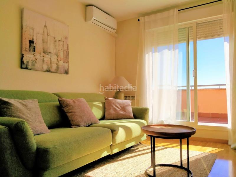 Foto beecd32d-3b87-4027-afbe-9deefe42a0ae. Penthouse with heating parking pool in Las Tablas Madrid