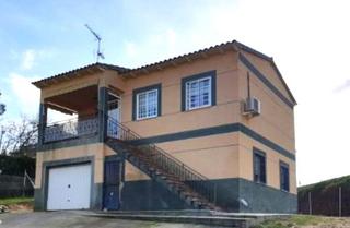 Chalet  Calle tomillo. Bonito chalé en urbanización el ballestar