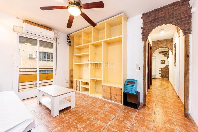 Foto c14af82a-1530-452e-96da-1b8658402116. Piso atractivo piso en San Diego, oportunidad de reforma en Madrid