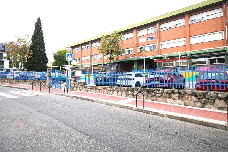 Foto 6d59b2ba-7734-4131-96ef-8c66f595f42c. Piso en urbanizacion princialba 6 piso en venta con rentabilidad cos dos terrazas en Collado Villalba