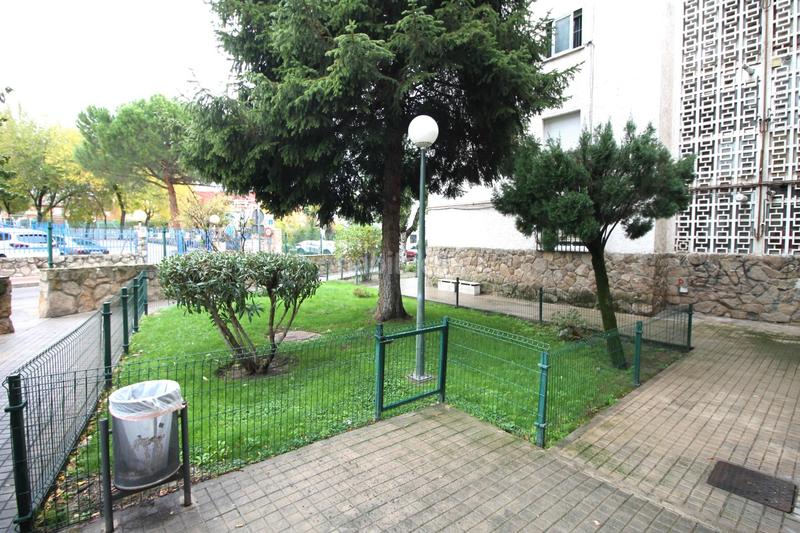 Foto ad4293df-41b7-483f-a021-137b92657b7d. Piso en urbanizacion princialba 6 piso en venta con rentabilidad cos dos terrazas en Collado Villalba