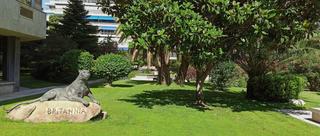 Pis  Calle de guzmán el bueno. Amplio piso exterior en vallehermoso con grandes  posibilidades