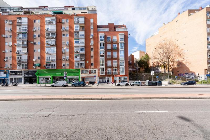 Foto a06ed11a-510a-492f-b157-0b7923628887. Pis amb calefacció aparcament a Almendrales Madrid