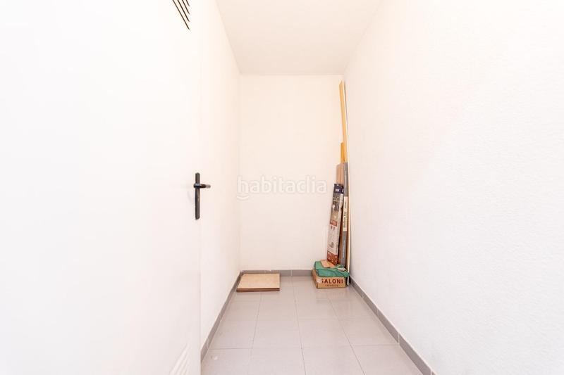 Foto b72f1548-d4ac-4f28-89d4-bd4fb5640cee. Pis amb calefacció aparcament a Almendrales Madrid