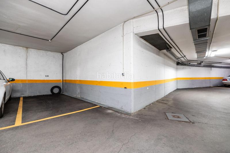 Foto ebdde347-c652-4892-af69-f9a92c20f776. Pis amb calefacció aparcament a Almendrales Madrid