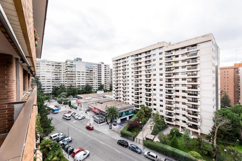 Foto 3127e0d8-0621-480b-a1e2-bff7f3a52863. Appartement avec chauffage parking piscine dans La Paz Madrid