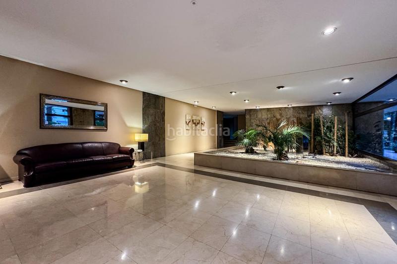 Foto 1b2c5a17-bb07-45a6-9f7c-e7959c416c20. Flat with heating parking pool in La Paz Madrid