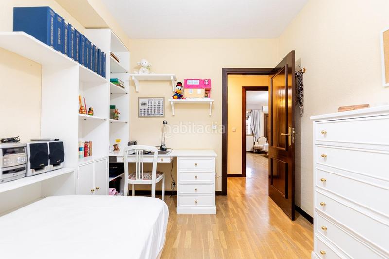 Foto 228cdf03-3ad1-45e3-b166-8a29e3dadfb3. Flat with heating parking pool in La Paz Madrid