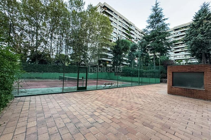 Foto aebc93aa-812e-4bf7-903b-0dc1eec39221. Flat with heating parking pool in La Paz Madrid