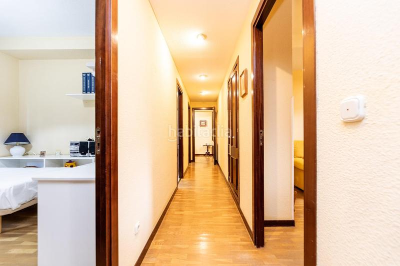 Foto f6ec1731-3542-4597-b29d-8ed554ef39e1. Flat with heating parking pool in La Paz Madrid