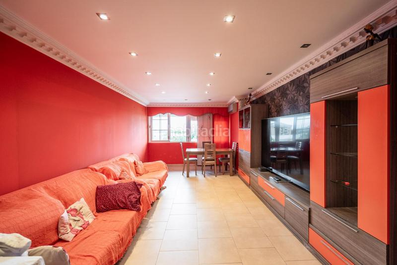 Foto d803a1b9-69d5-4c3b-b293-6e99edf85a3f. Appartamento con riscaldamento in Orcasitas Madrid