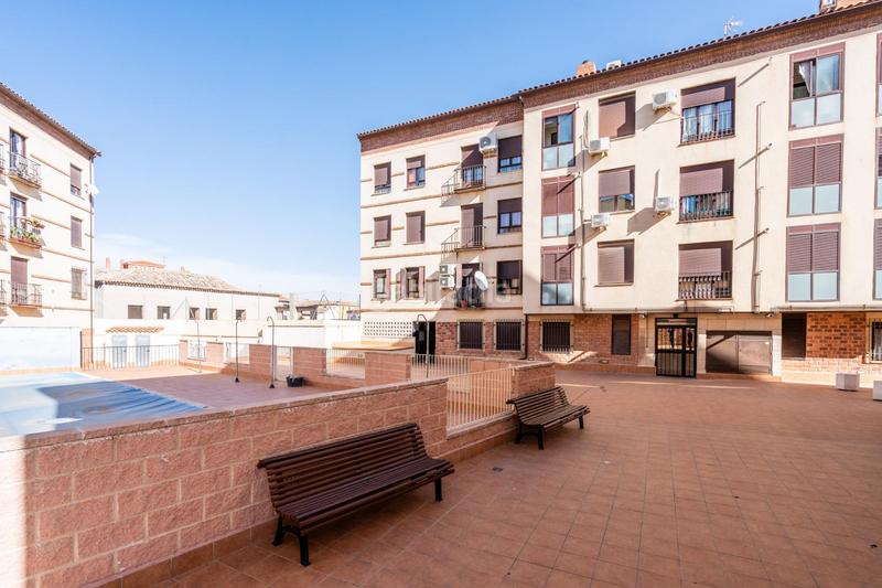 Foto a6203658-c7db-471b-8a5c-449935b7c4ab. Planta baixa amb calefacció aparcament piscina a Ocaña