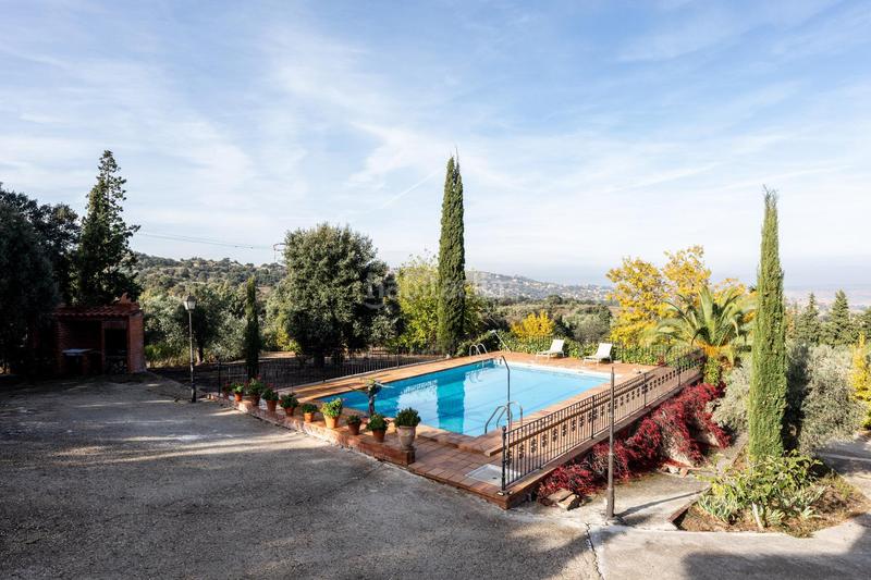 Foto 9b2c1428-c46c-4f4b-b0f0-9f3b6079b28c. Chalet avec chauffage parking piscine dans Los Cigarrales-La Bastida Toledo