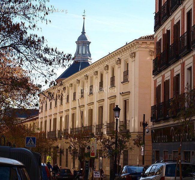 Foto c91b9d6d-2d3b-4c4c-925a-0c9bf526dc03. Pis a Embajadores-Lavapiés Madrid