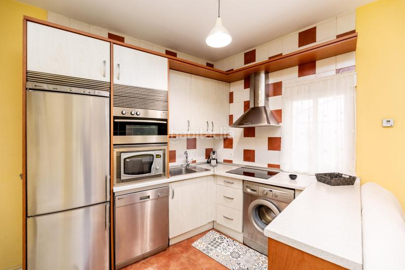 Foto 13f64ca7-f6f3-4725-89b0-f62982d02f9e. Planta baixa a Acacias Madrid