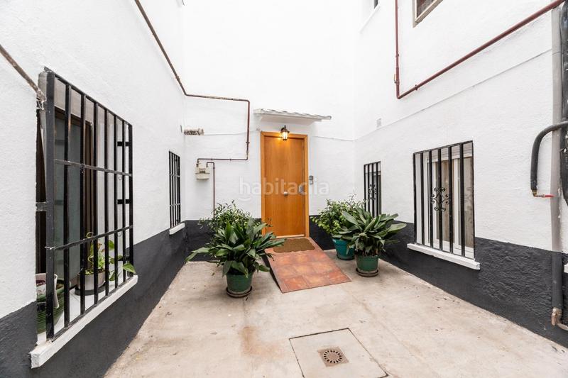 Foto 5e6c6fb6-acc9-4fb6-8985-9836e34e2e7f. Planta baixa a Acacias Madrid