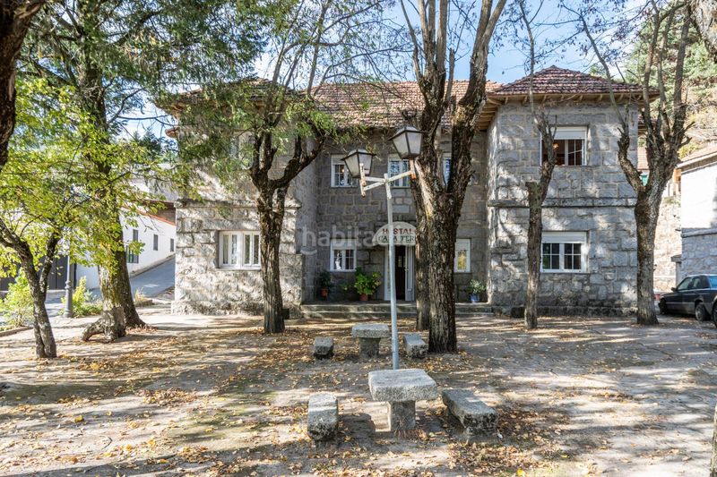 Foto d7cc6c9b-5fcd-4878-9cfb-acf3c16e2d9b. Edifici a Guadarrama
