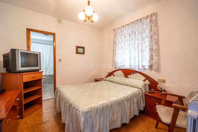Foto dd488239-e71d-4d3c-b714-9d09d99d59f0. Edifici a Guadarrama