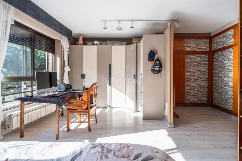 Foto 0ab07f18-2673-49fe-9f23-97fc1c9fa2cc. Reihenhaus mit heizung parking pool in Parquelagos-Puente Nuevo Galapagar