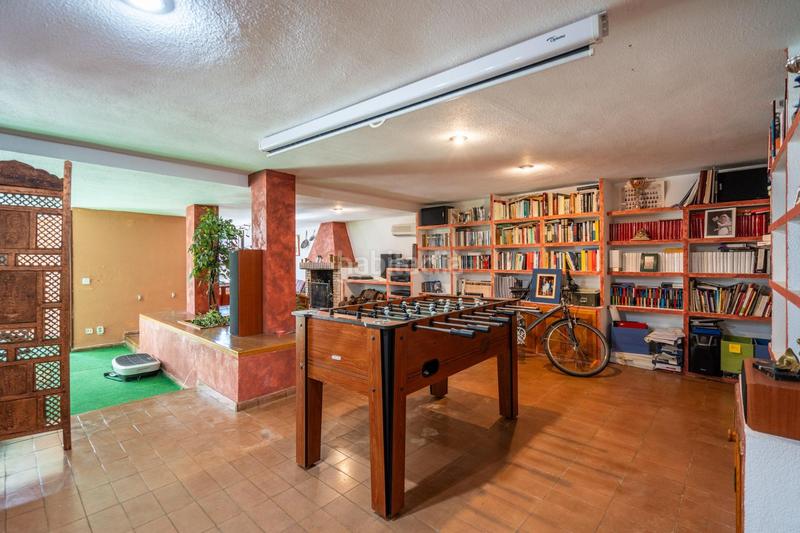 Foto 0ed41e4d-8172-49e9-8daa-d2bd955f7164. Reihenhaus mit heizung parking pool in Parquelagos-Puente Nuevo Galapagar