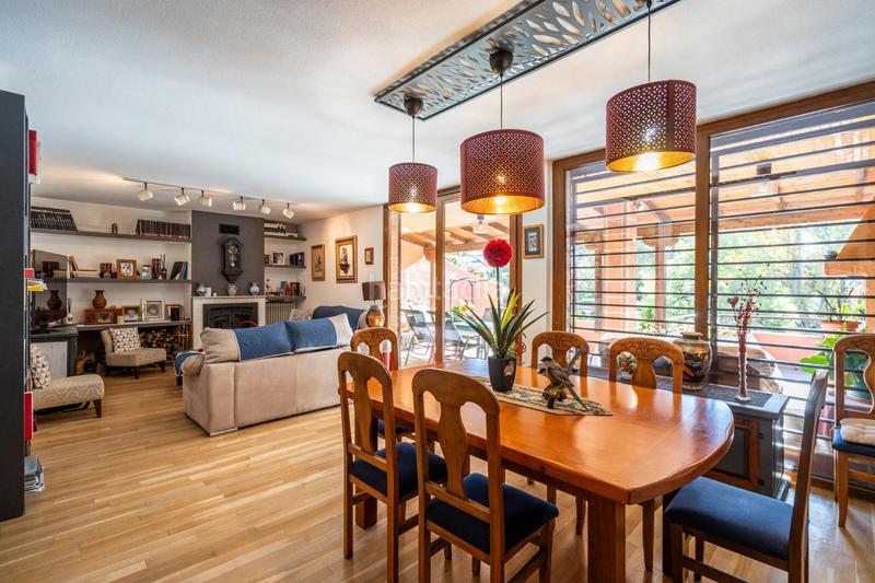 Foto 50ac0dbc-5bf0-4b61-ad43-b86a76e5994c. Reihenhaus mit heizung parking pool in Parquelagos-Puente Nuevo Galapagar