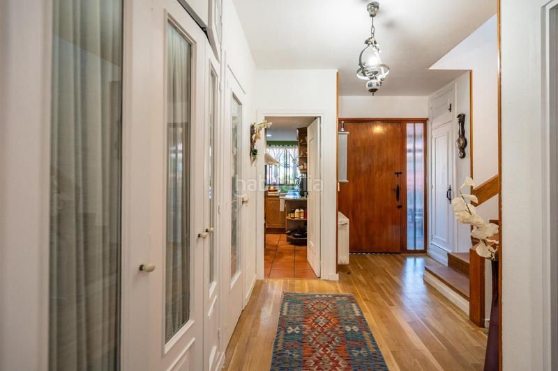 Foto 902e147b-be7c-4b59-8c68-f8a153f65cd9. Reihenhaus mit heizung parking pool in Parquelagos-Puente Nuevo Galapagar