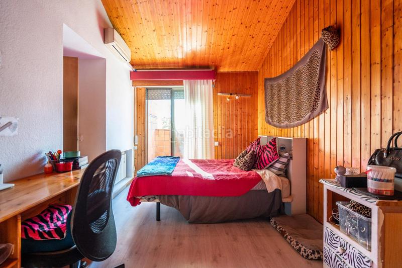 Foto cd921862-bfb4-4b20-9f43-1f5435b99056. Reihenhaus mit heizung parking pool in Parquelagos-Puente Nuevo Galapagar