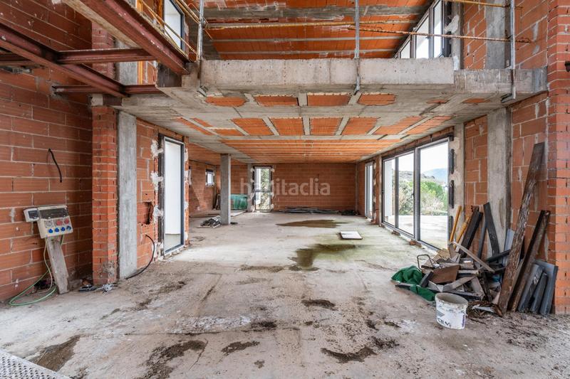 Foto 174c4e2b-4a49-4f9b-9173-2fb9a7f81363. Xalet amb calefacció aparcament piscina a Los Ángeles de San Rafael Espinar (El)