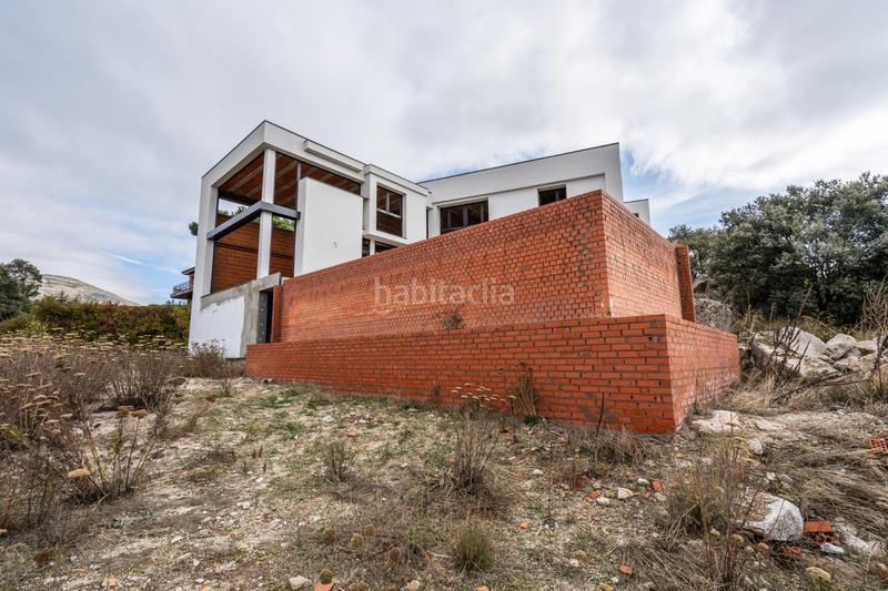 Foto de77df7e-7ba1-4c25-9319-ea15486fa6f2. Xalet amb calefacció aparcament piscina a Los Ángeles de San Rafael Espinar (El)