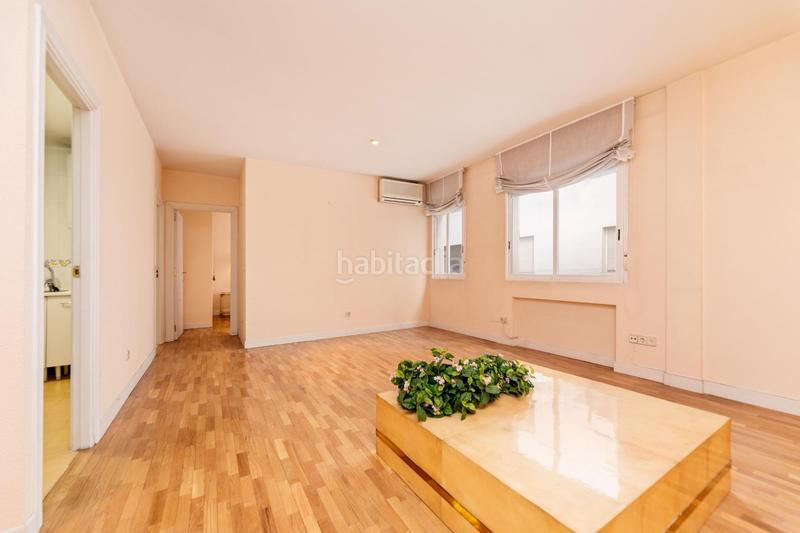 Foto 22ee135b-514e-42ea-8b97-1c6bba996132. Piso en Cuatro Caminos - Azca Madrid