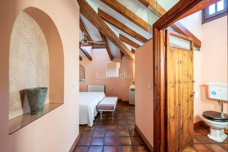 Foto dd582991-4d7c-4fb4-81c9-2e9705dbc805. Edifici a Belmonte de Tajo