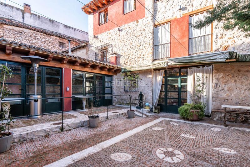 Foto f20aa5b3-ac50-4895-98e6-b93079f3573e. Edifici a Belmonte de Tajo