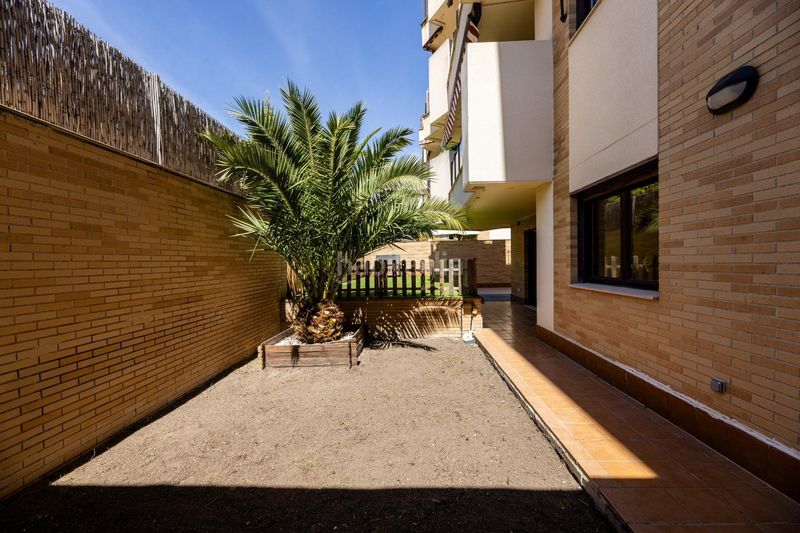 Foto 98ea6361-9497-44ff-bd3c-f73c463bf9a6. Dúplex exclusivo bajo en esquina, privacidad y tranquilidad en zona prime en Boadilla del Monte